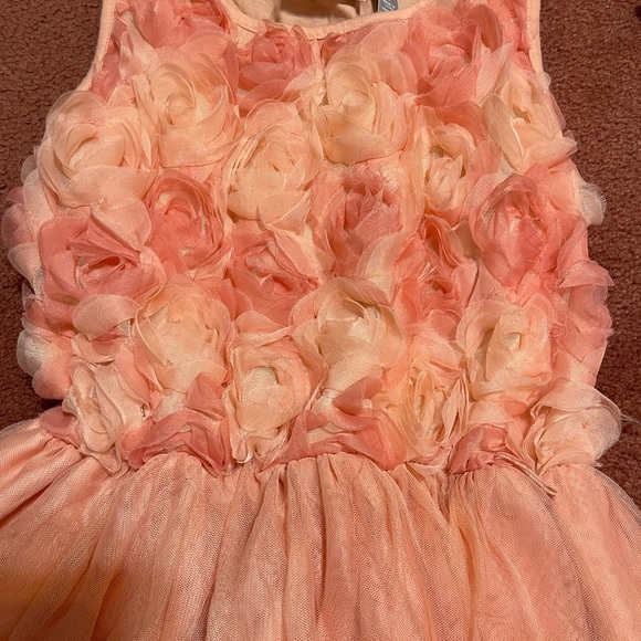 Peach and White Floral Girls Dresses - Picture 3 of 5